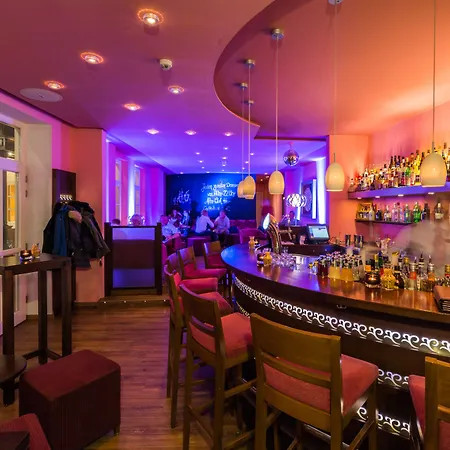 Tides Boutique Hotel