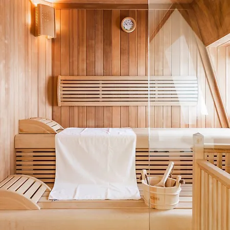 Tides Boutique Hotel - By Romantik
