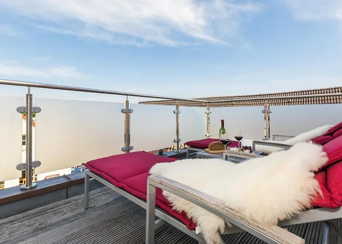 Tides Boutique Hotel