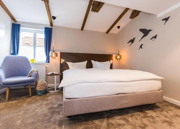 Tides Boutique Hotel 4*