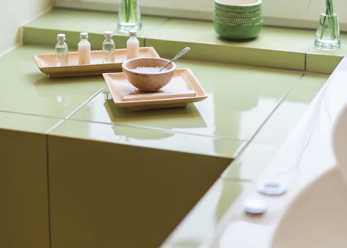 Tides Boutique Hotel