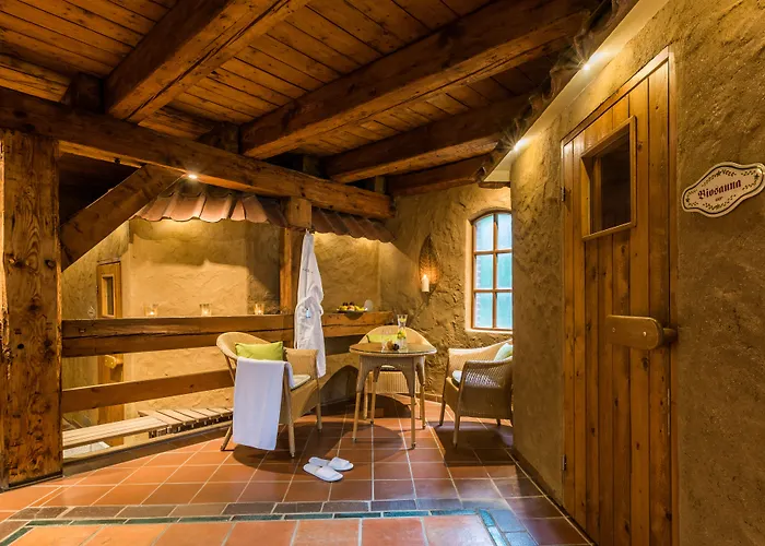 Tides Boutique Hotel Отель