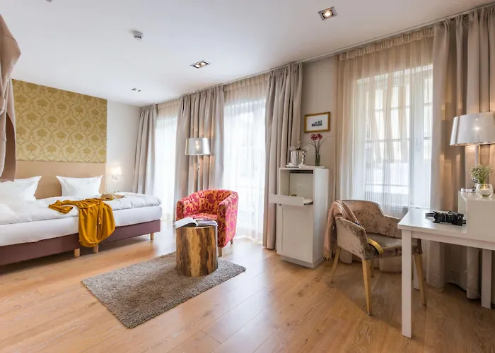 Tides Boutique Hotel Норден