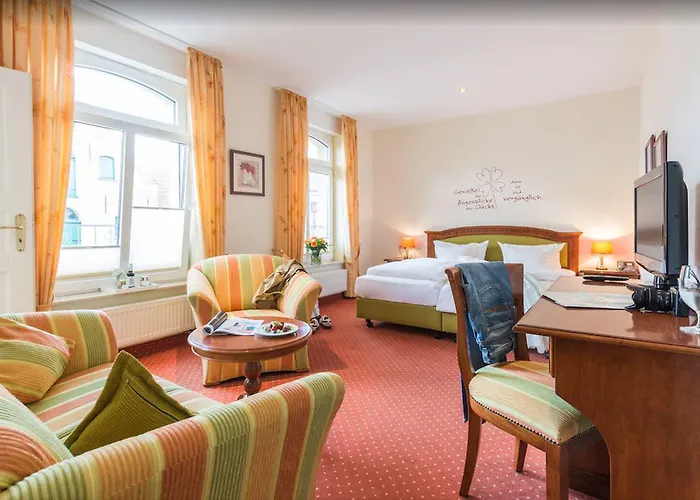 Tides Boutique Hotel