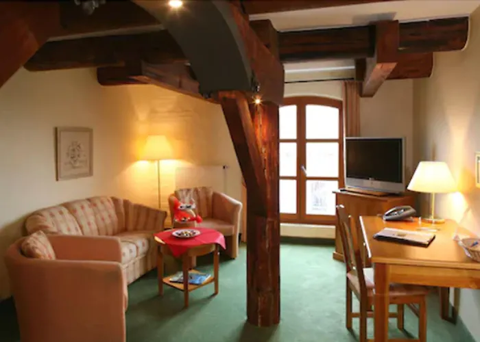 Tides Boutique Hotel Норден