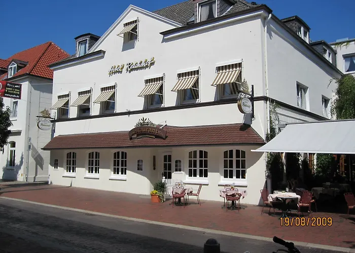 Tides Boutique Hotel Отель